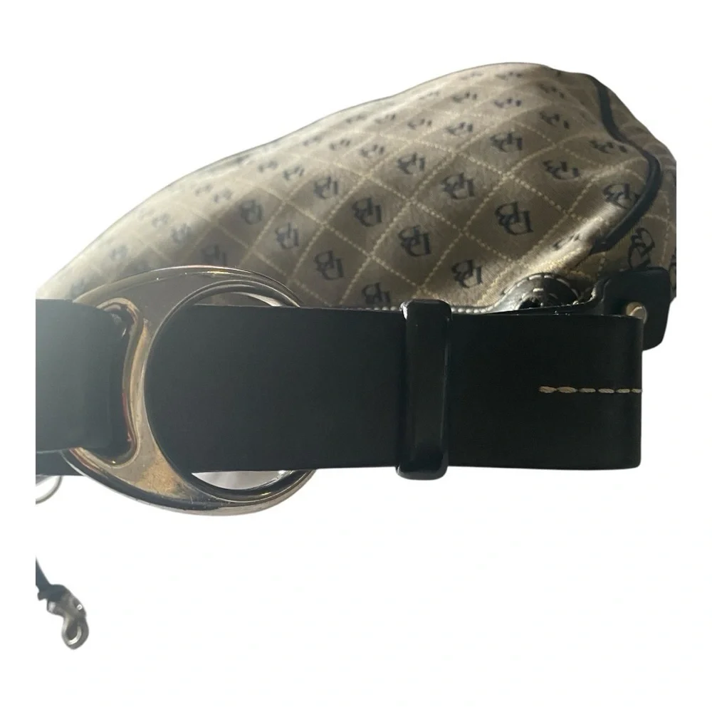 DOONEY & BOURKE-SIGNATURE CANVAS HOBO BAG-K6373964